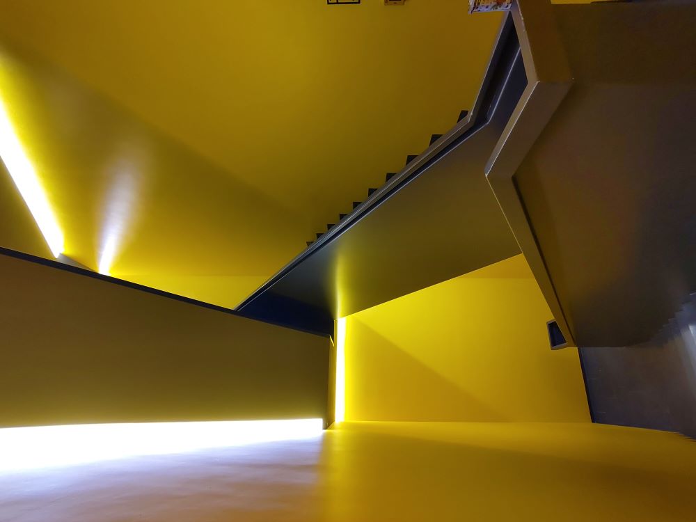treppenhaus, gelb, lichter, treppe, geländer, led