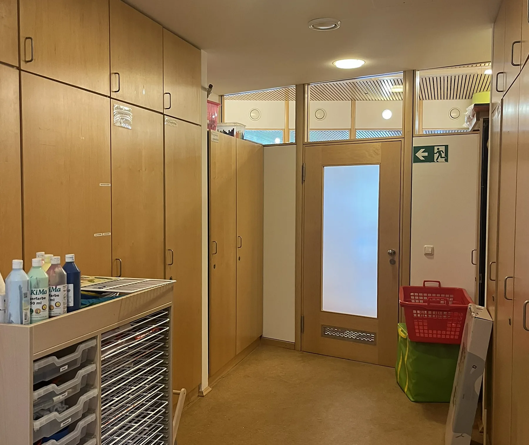 garderobe vorher