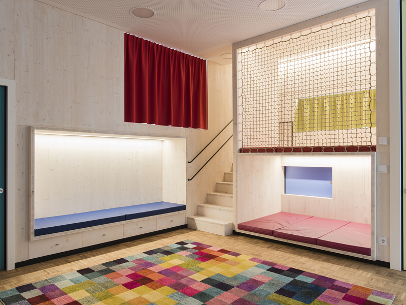 kiclub leo 1, munich, expansion, children, playground, bunks, multifunctional, modular, seating area