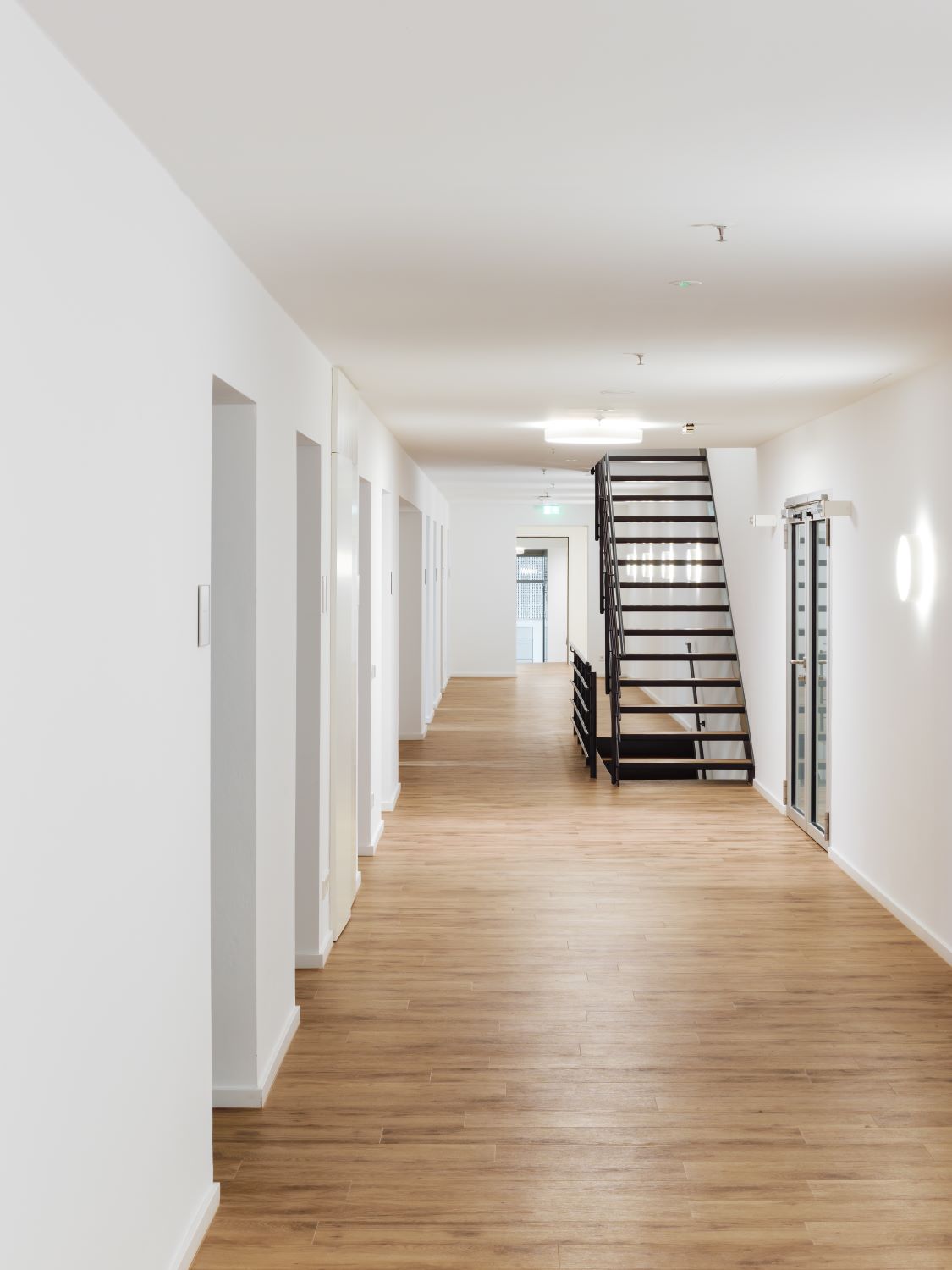 norton rose fulbright, staircase, stairwell, connection, wooden floor