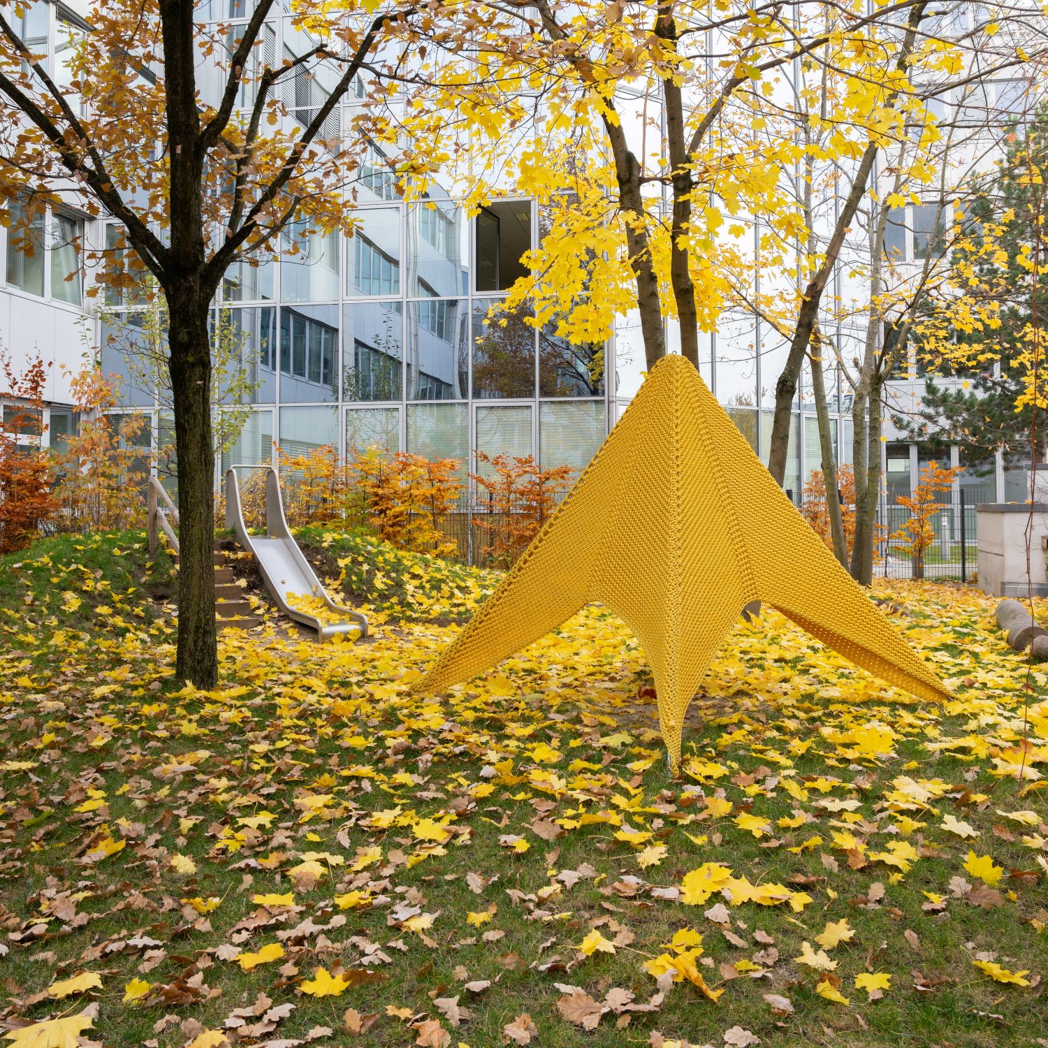 kiclub leo 1, munich, expansion, children, tipi, playground, sleeping bunks, multifunctional, modular, seating area