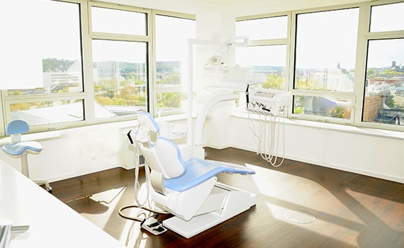 Drill, Over-corner window, Dentist, Treatment