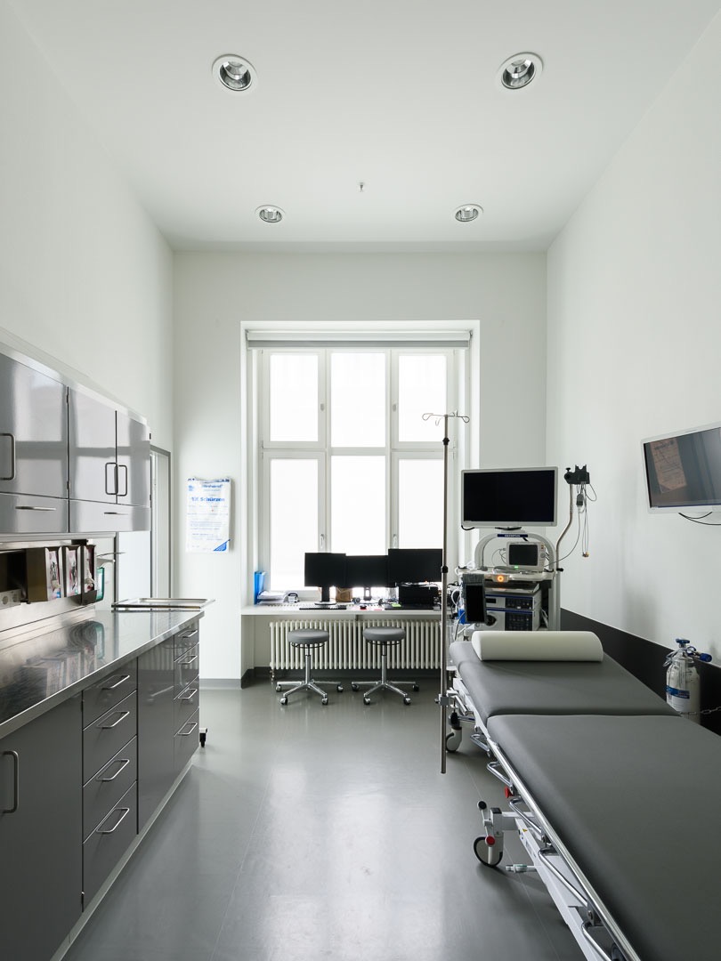 center internal medicine, five courtyards, practice, entrance, foyer, munich, treatment room
